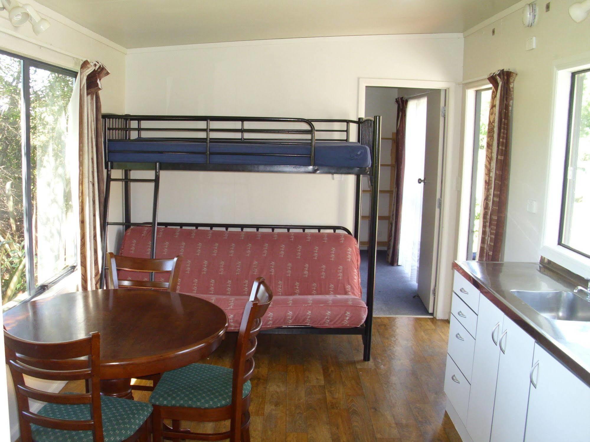Maketu Hilltop Holiday Park Екстериор снимка